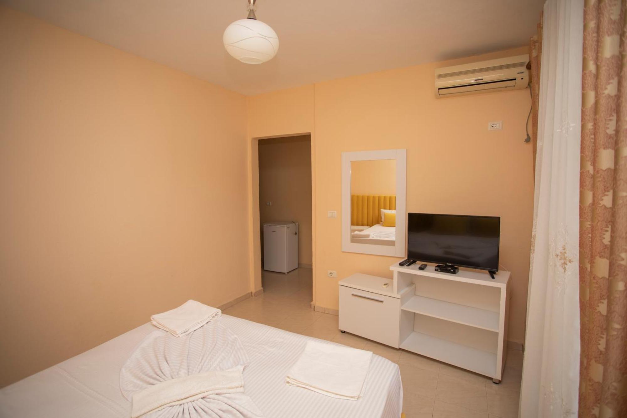 Hotel Sunrise Golem  Zewnętrze zdjęcie