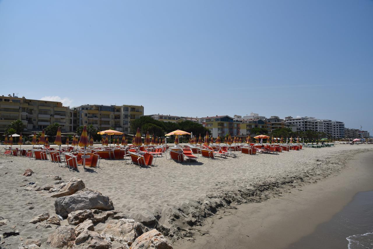 Hotel Sunrise Golem  Zewnętrze zdjęcie